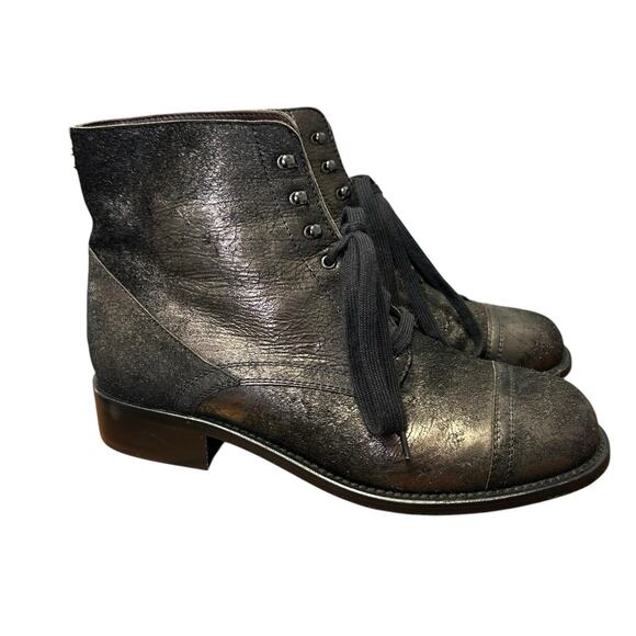 Chanel Black Gold Metallic Lace Up Leather Short Boots Size 39.5 / US 8.5 - Picture 1 of 9